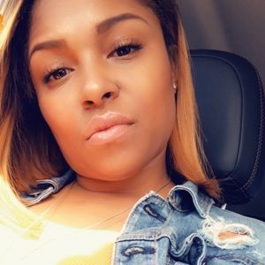 Meet your Posher, Arielle